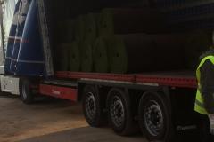 7 LKW Ladungen mit Rollrasen